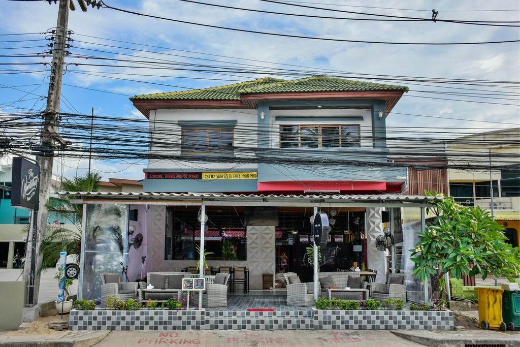 The Wanderlust Hostel Ko Pha Ngan Luaran gambar